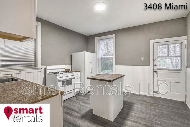 Building Photo - 3408 Miami St
