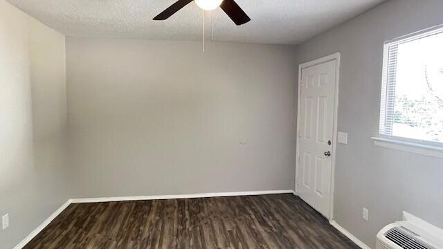 Photo - 120 Wolfe St