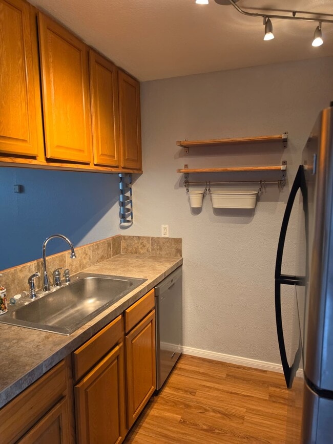 Photo - 5757 Gaines St