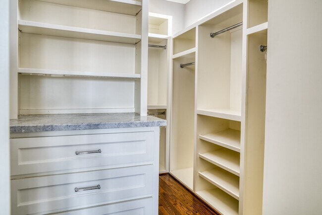 Photo - 5711 Winsome Ln