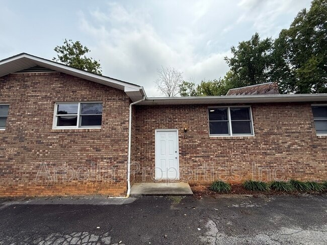 Building Photo - 935 Kendrick Creek Rd Unit Apt 2