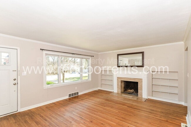 Photo - 4930 N Illinois St