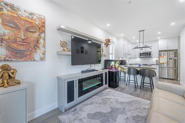 Photo - 5069 Earles St