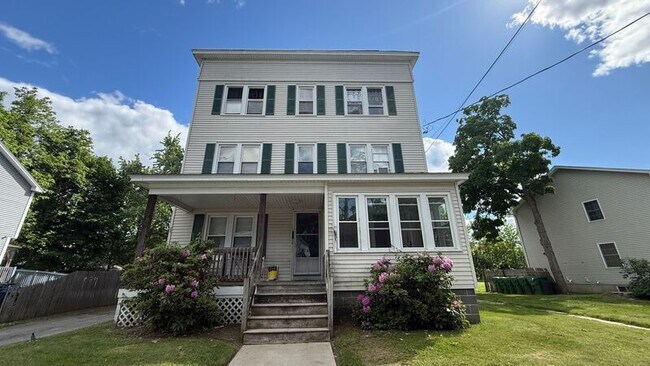 Photo - 70 Maple St Unidad 1RR