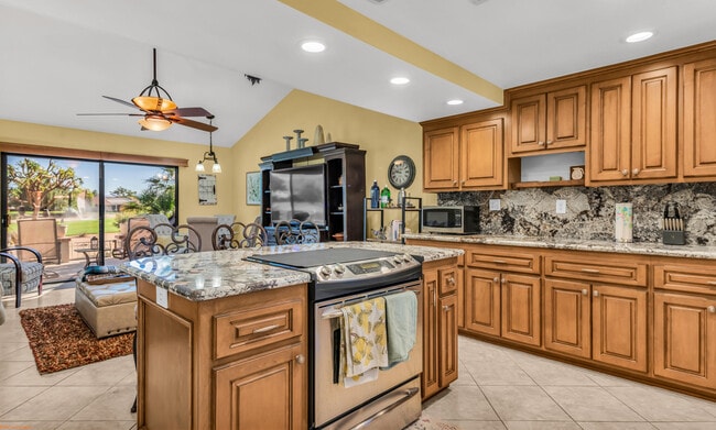 Photo - 40632 La Costa Cir E