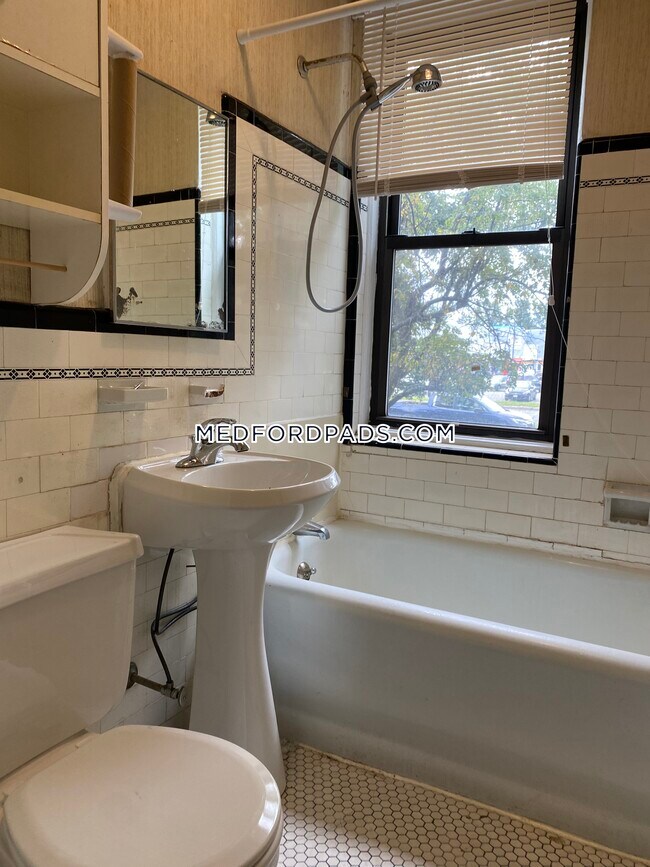 Photo - 63 Fellsway W Unit 6