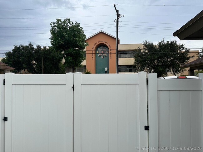 Photo - 1111 Douglass Ave