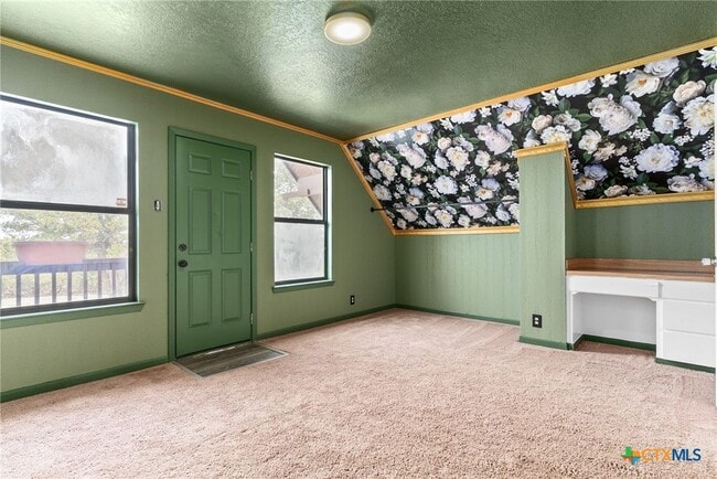 Photo - 15957 Crockett Dr