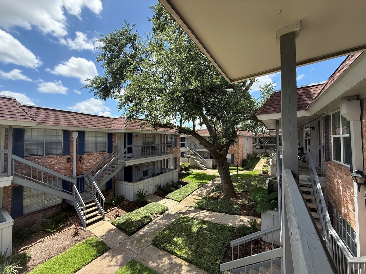 Photo - 2250 Bering Dr Unit 66