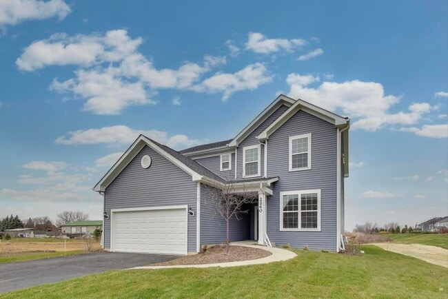 Building Photo - 2240 Bent Grass Wy