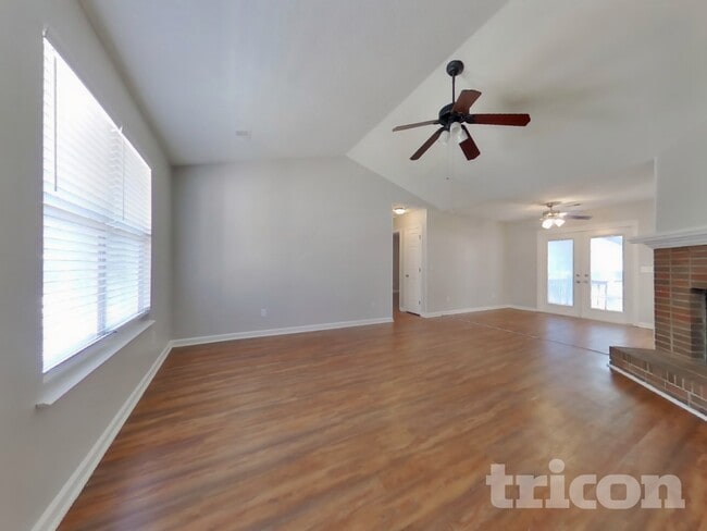 Photo - 101 Squire Rd