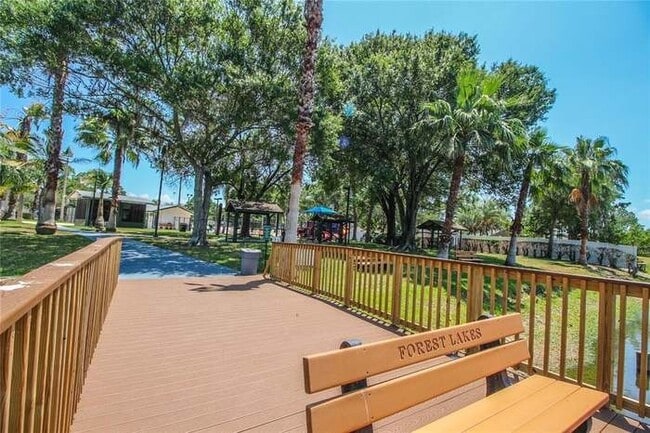 Photo - 138 Hunter Lake Dr Unidad H