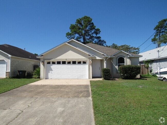 Building Photo - Southwest Pensacola 3BD/2BA with Fenced Ya... Rental