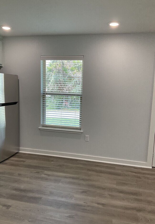 Photo - 3709/3711 Broken Bow Road Unit 3711 Broken Bow Road