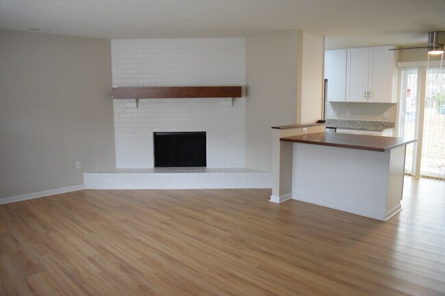 Photo - 4839 Berkley Dr