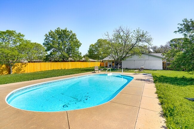 Photo - 4626 Trailwood Dr