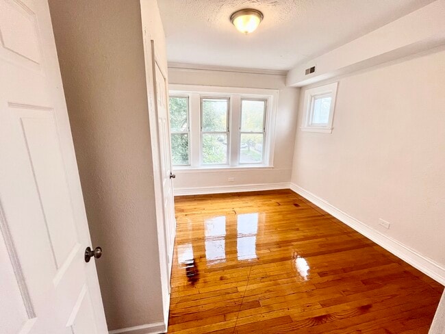 Photo - 4058 W Crystal St Unit 2