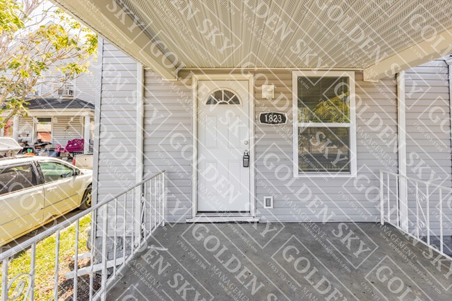 Photo - 1823 Grand Ave