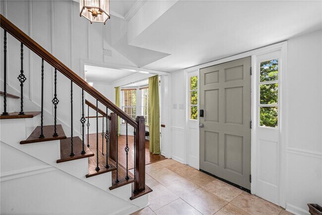 Photo - 5291 Manhasset Cove