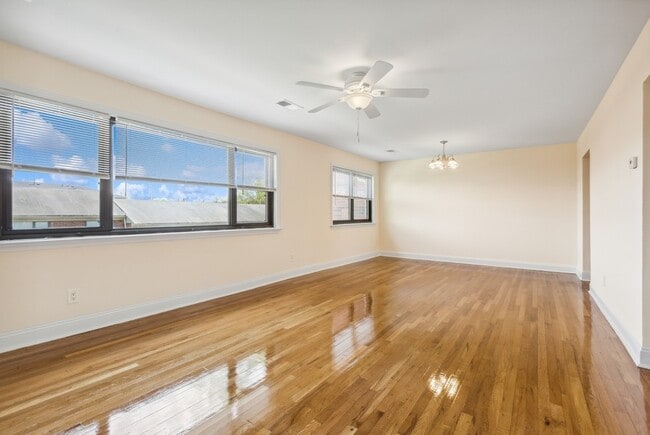 Photo - Georgian Arms Apartments