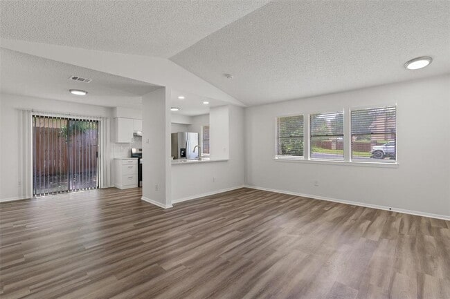 Photo - 11411 Walnut Ridge Dr