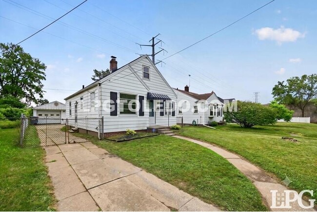 3540 Bellevue Rd