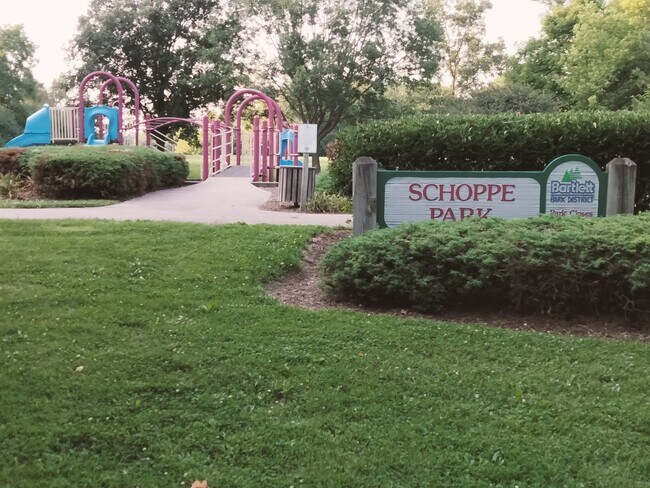 Photo - 250 Wayne Ct