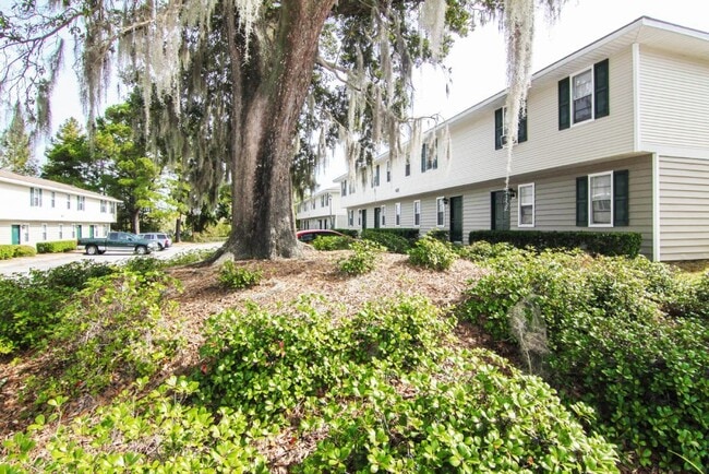 Photo - Lakewood Lodge