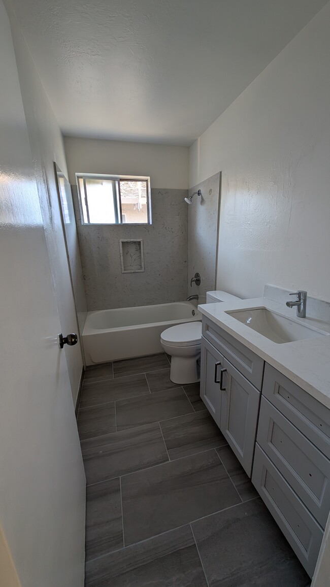 Photo - 1206 Francisco Ave Unit 3