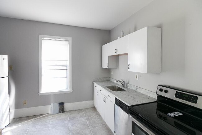 Photo - 47 Cornwall St Apartments Unit 1