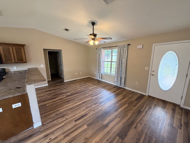 Photo - 7212 Bogey Ln
