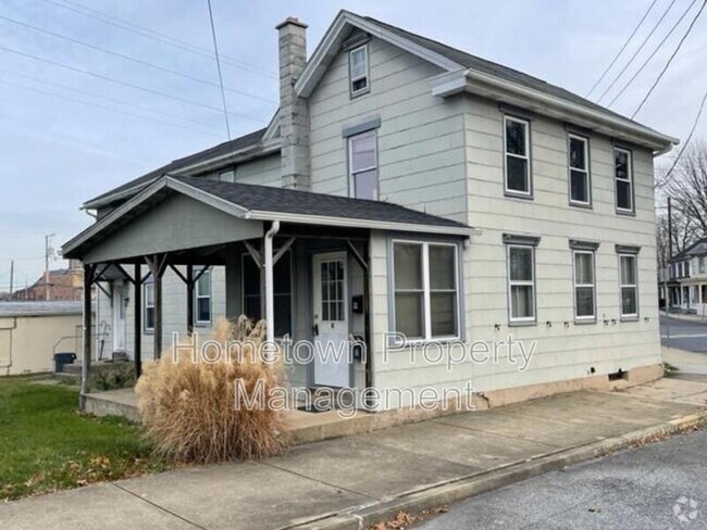 Building Photo - 11 E Donegal St Rental