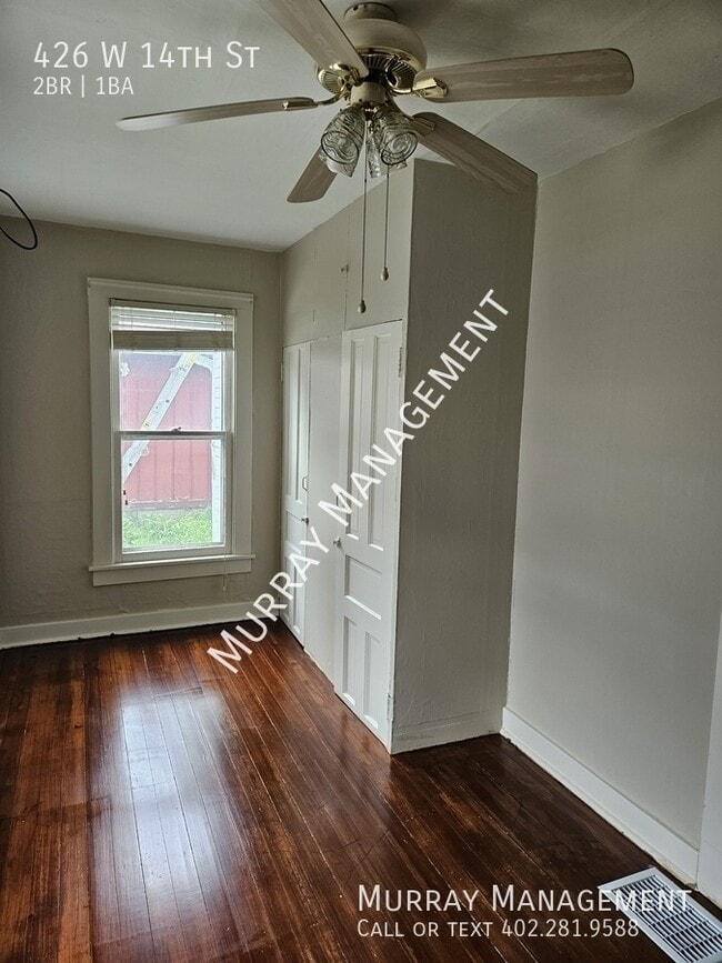 Photo - 426 W 14th St