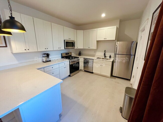 Photo - 2019 E Beckert Ave Unit 2