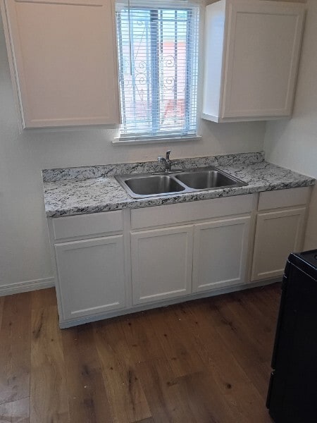 Building Photo - 9417 S Normandie Ave Unit 9417