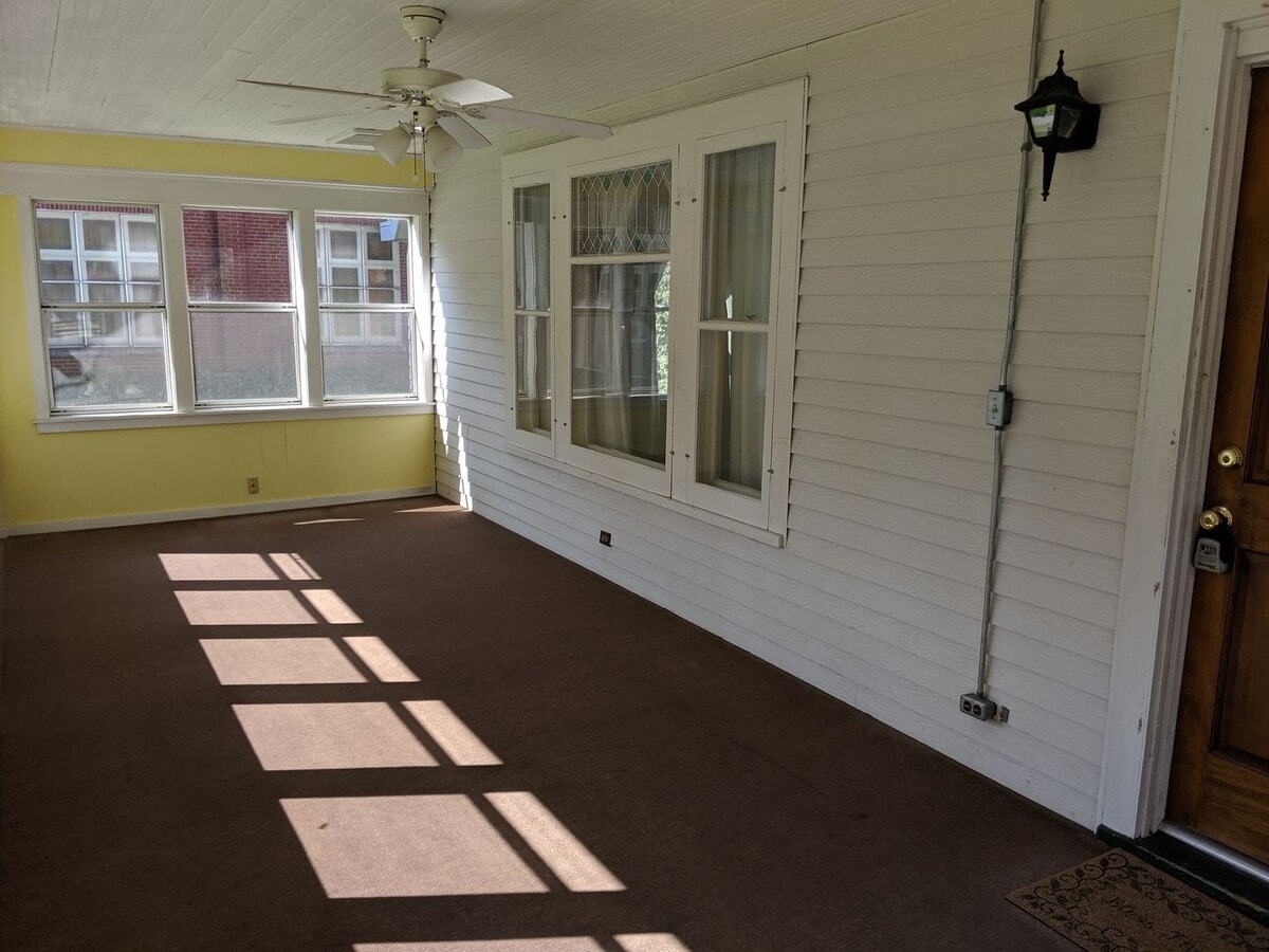 Photo - 315 S 3rd St