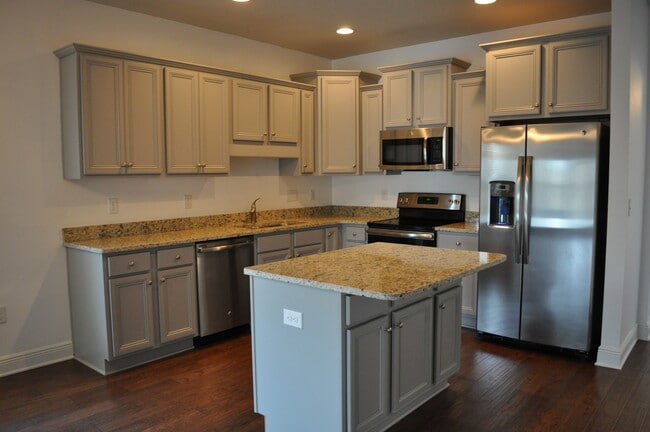 Photo - New 3 Bedroom in Driftwood Estates
