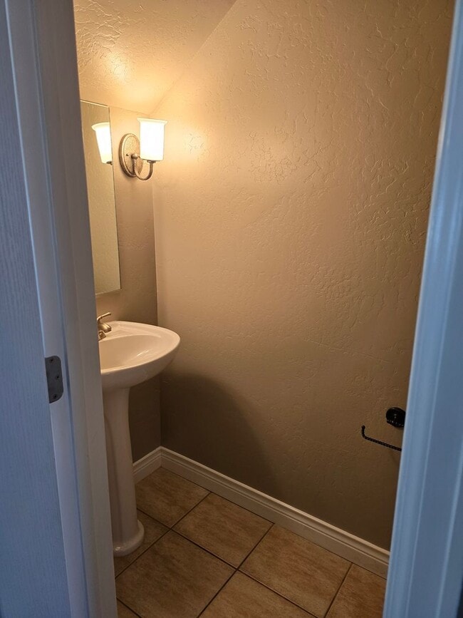 Photo - Beautiful 3-Bedroom Home with Scenic Views in the Redlands