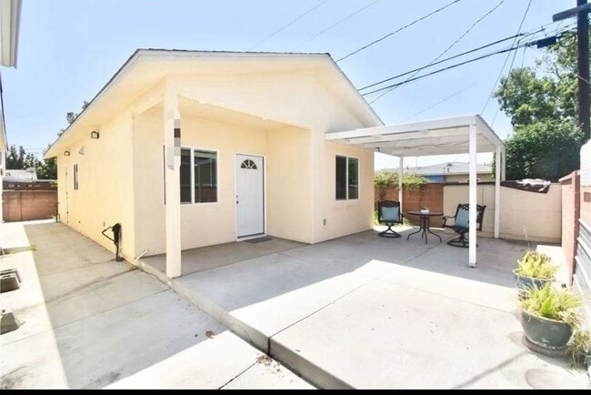 Building Photo - 12285 Zeta St Rental