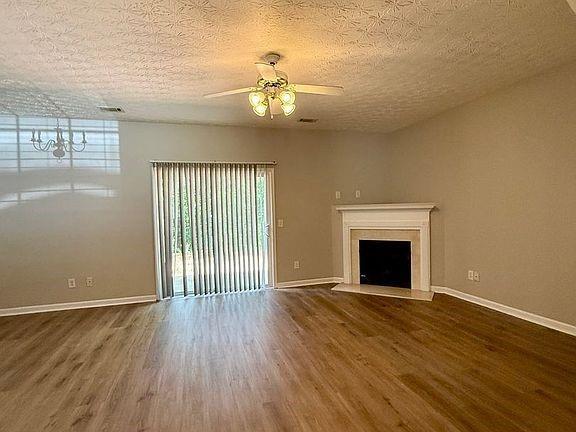 Photo - 69 Pearl Chambers Dr