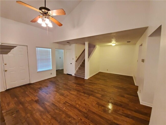 Photo - 108 Verna Spur