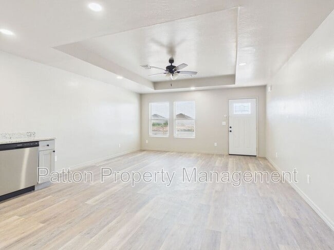 Photo - 1123 Caprock St