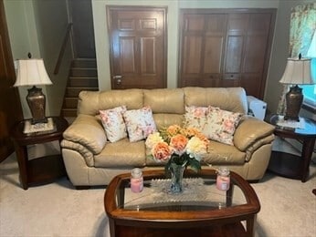 Photo - 16 Indian Rock Dr Unit B