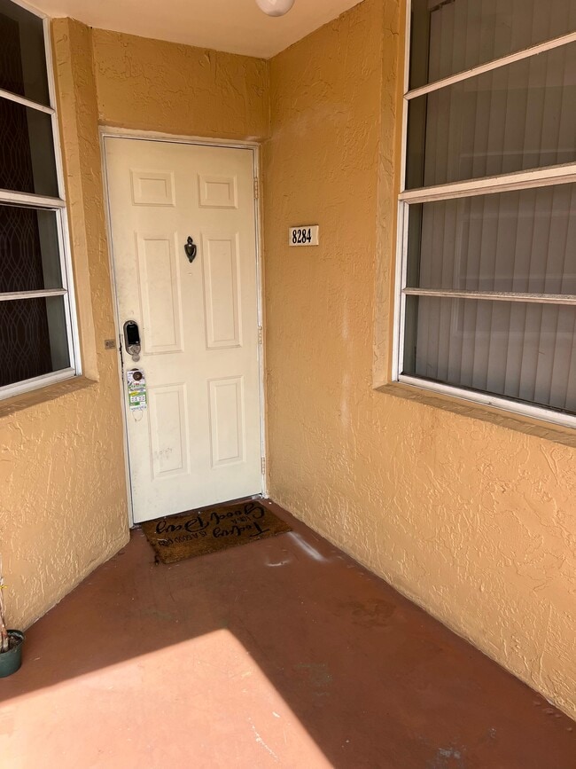 Building Photo - 8284 NW 24th St Unit 8284