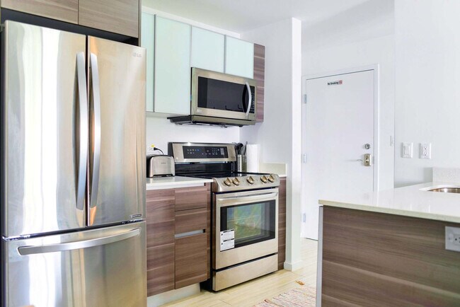 Photo - 481 NE 29th St Unit FL5-ID1022326P