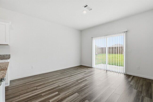 Photo - 21630 Cottage Ln