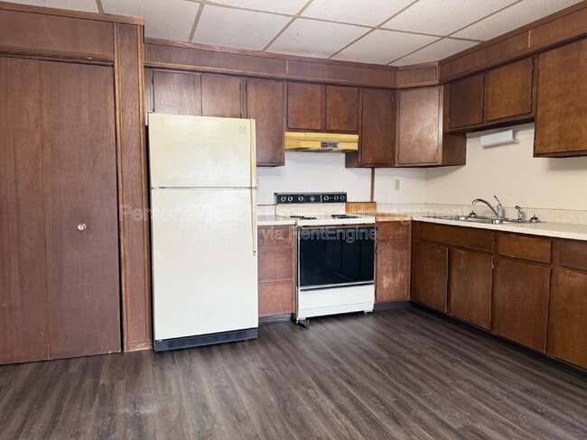 Photo - 911 Western Rd Unit 10