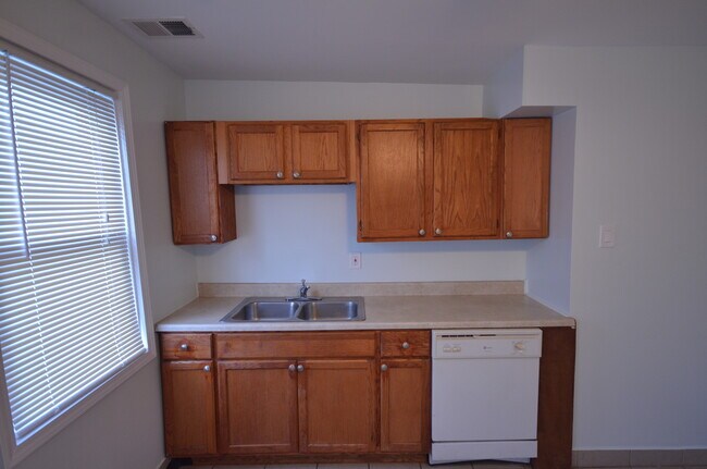 Photo - 2815 W 25th Pl Unit R2A.