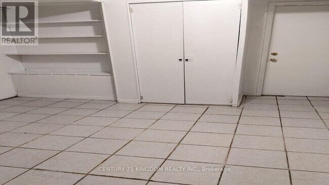 Photo - 10 Shoreview Dr