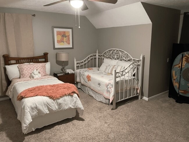 Photo - 2800 Country Club Dr